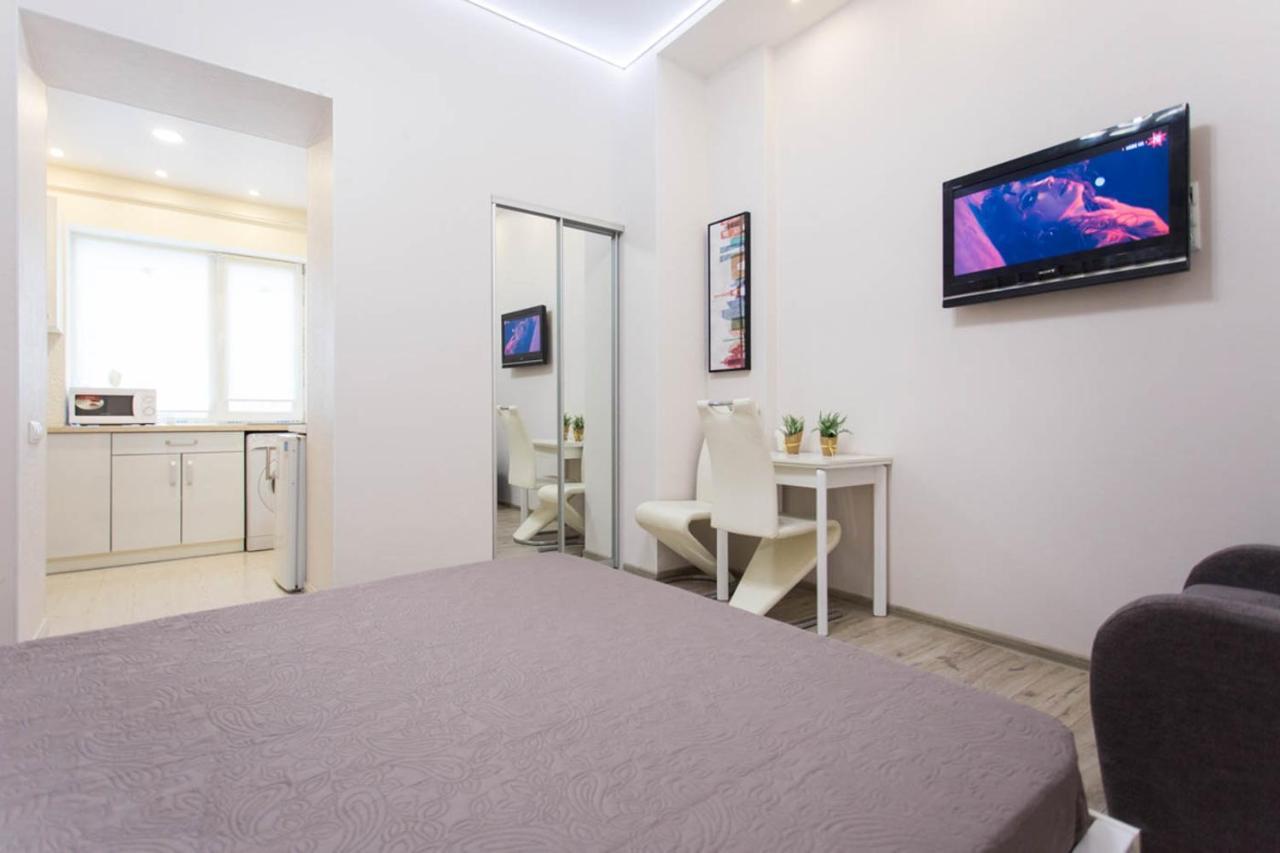 Modern In The Centre - Kuznechna Str. 26/4